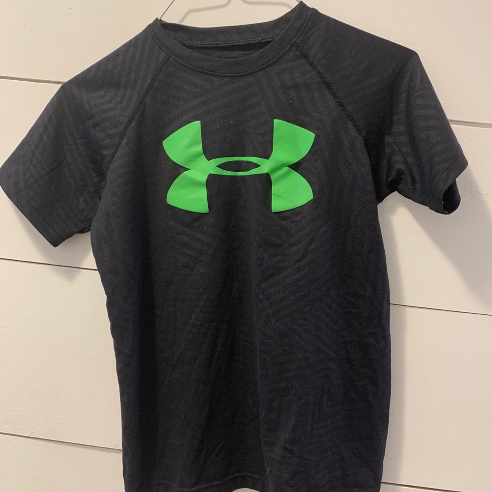 Under armour boys youth small
